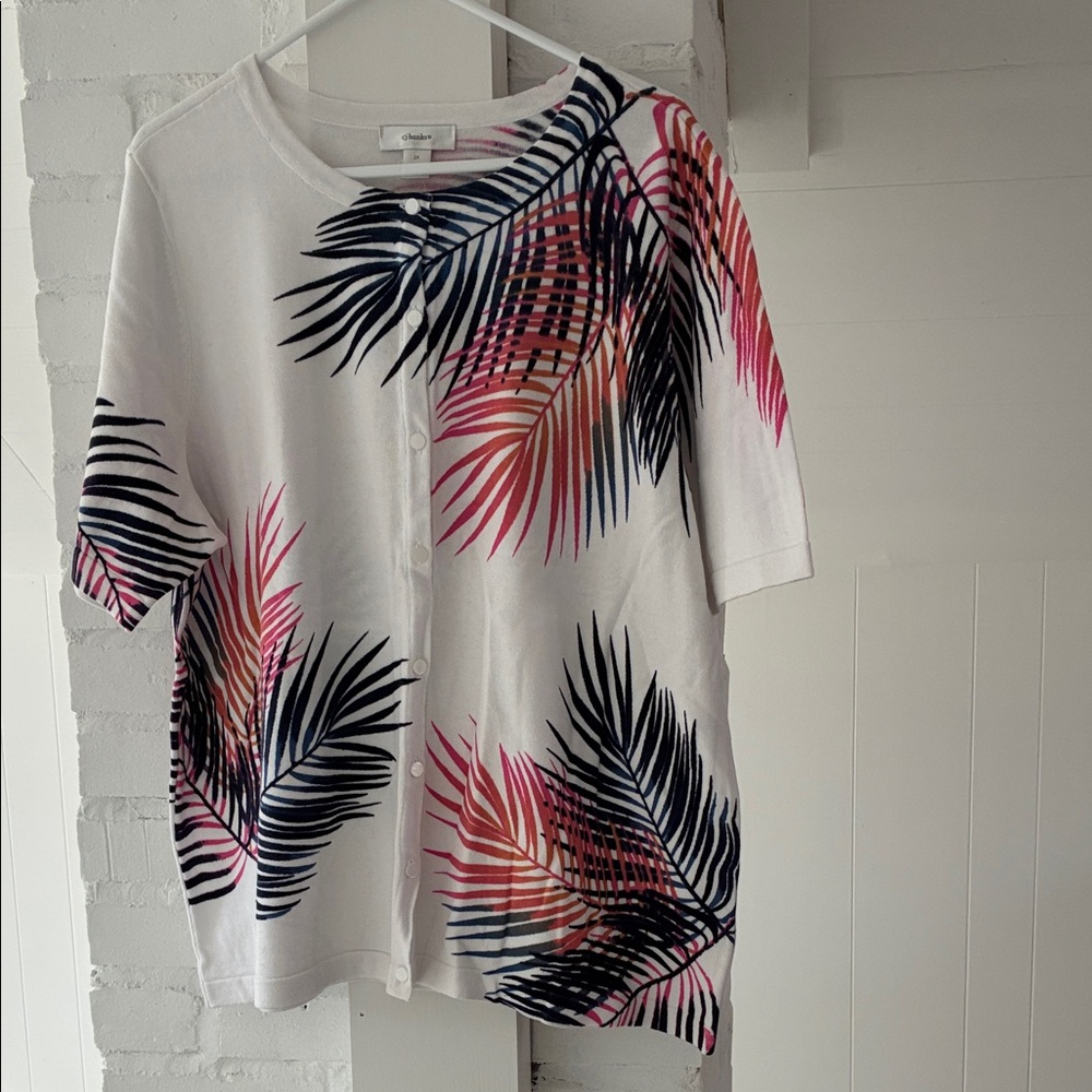 NWT CJ Banks White Button-Front Top with Pink and Navy Tropical Print